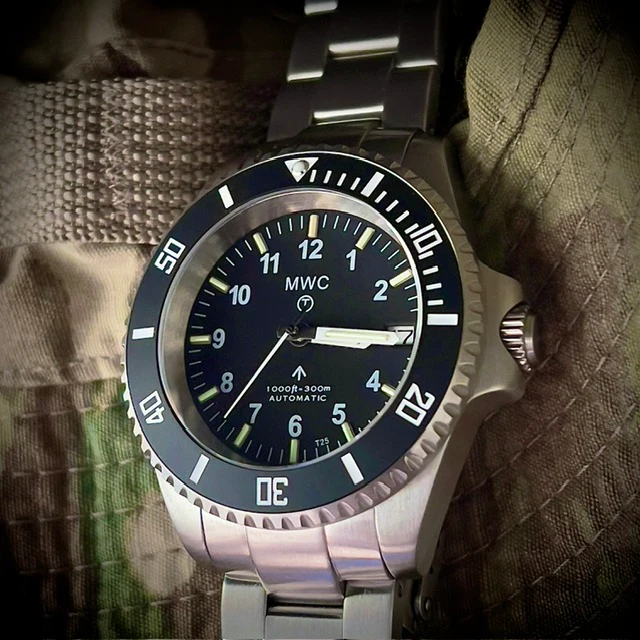 MWC 24 Jewel 300m Automatic Military Divers Watch with Tritium GTLS Illumination, Sapphire Crystal and Ceramic Bezel and Steel Bracelet - Image 12