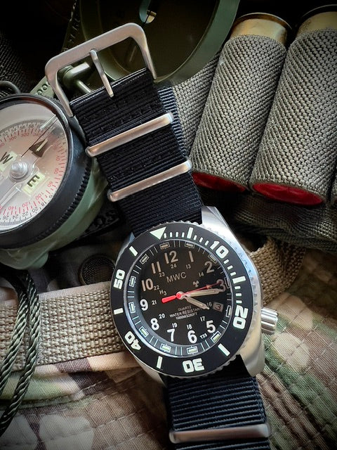 MWC "Depthmaster" 100atm / 3,280ft / 1000m Water Resistant Military Divers Watch in a Stainless Steel Case with GTLS and Helium Valve (10 Year Battery Life) - Image 11