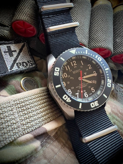 MWC "Depthmaster" 100atm / 3,280ft / 1000m Water Resistant Military Divers Watch in a Stainless Steel Case with GTLS and Helium Valve (10 Year Battery Life) - Image 13