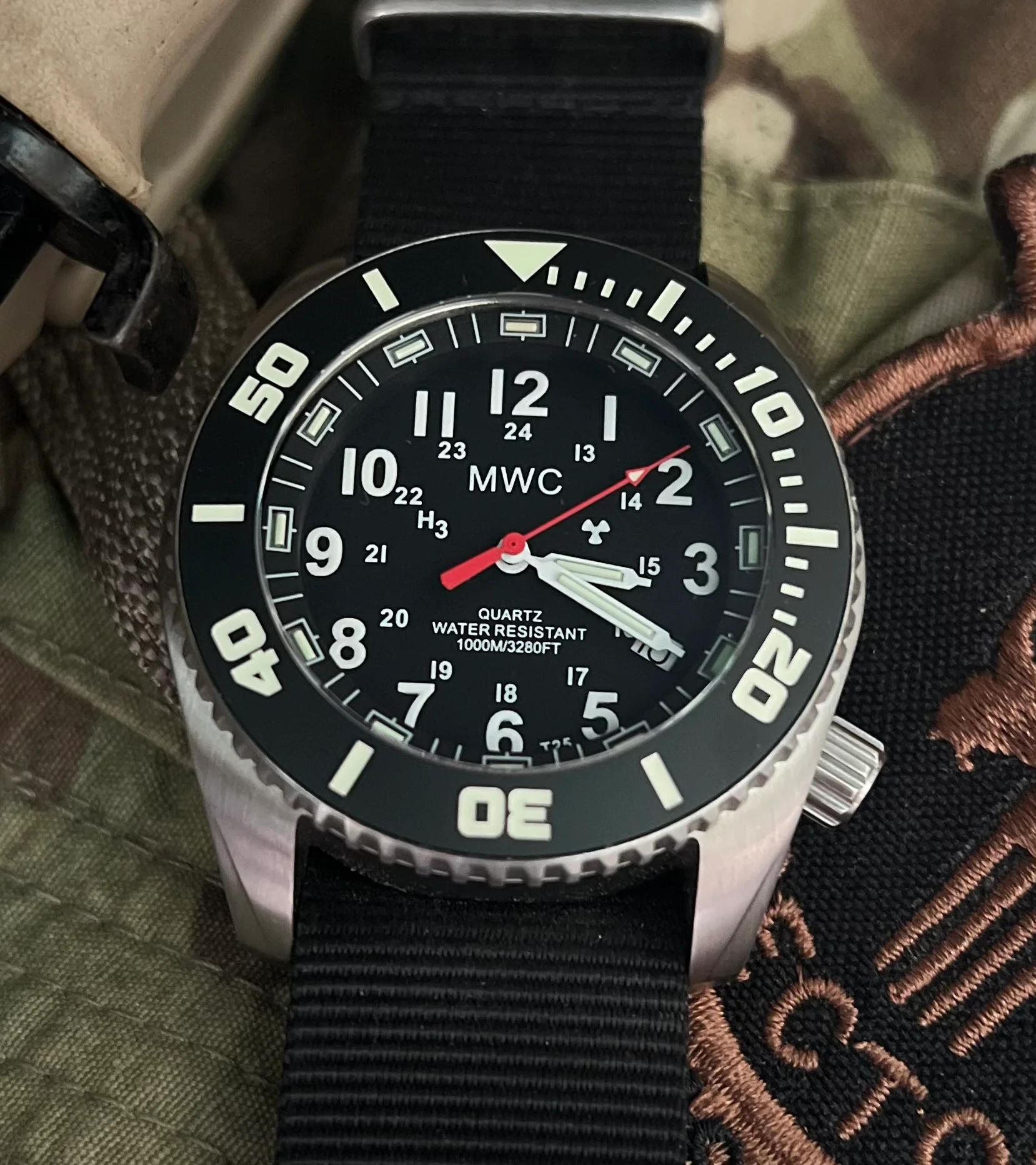MWC "Depthmaster" 100atm / 3,280ft / 1000m Water Resistant Military Divers Watch in a Stainless Steel Case with GTLS and Helium Valve (10 Year Battery Life) - Image 21