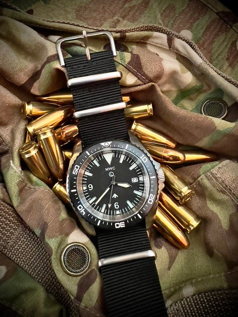 Stainless Steel Military Divers Watch with Automatic 24 Jewel Movement, 12/24 Hour Dial Format, Sapphire Crystal and Ceramic Bezel (Tactical Solid Strap Bars) - Image 15