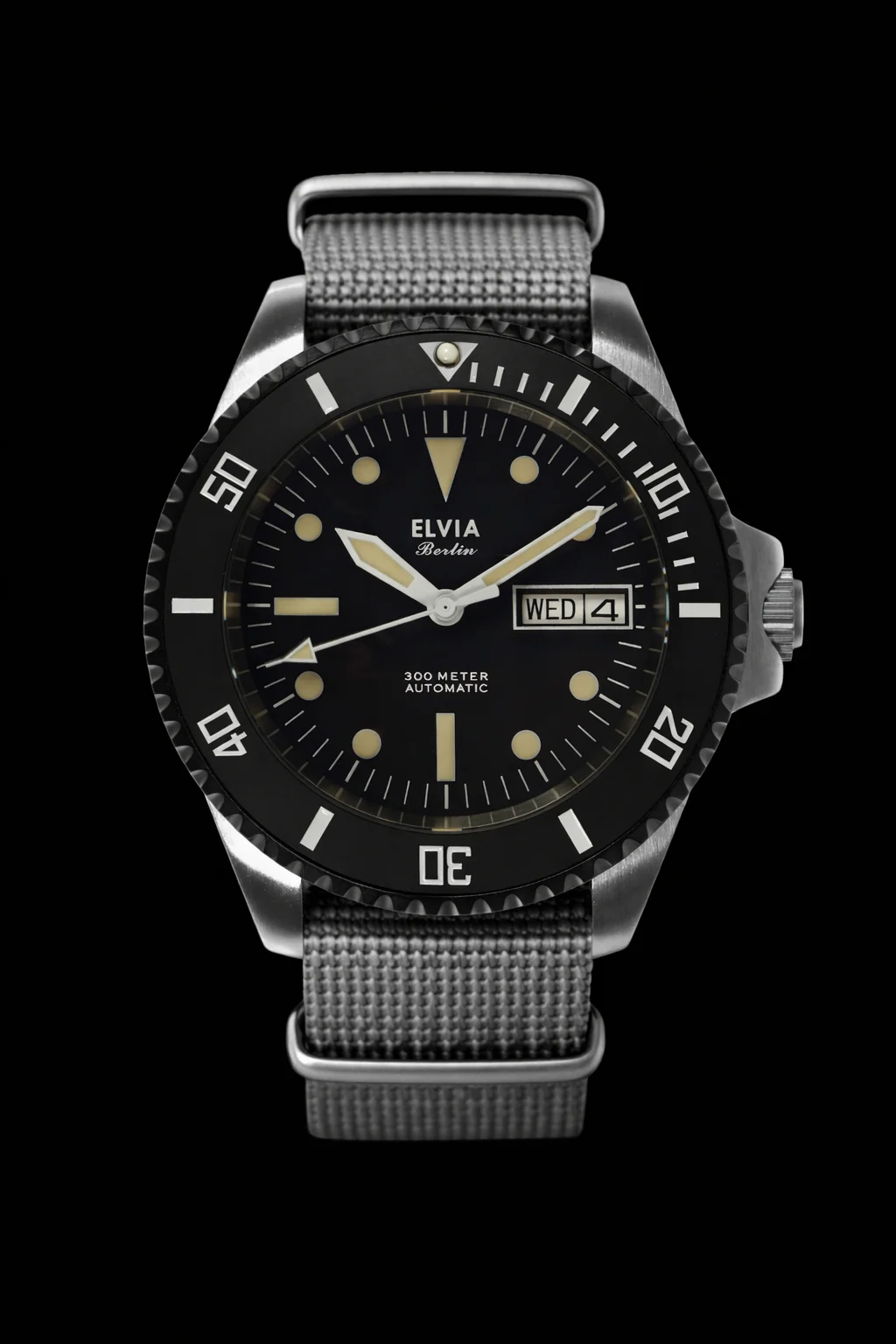 ELVIA Automatic Military Divers Watch with Sapphire Crystal and 24 Jewel Automatic Day Date Movement - Image 2