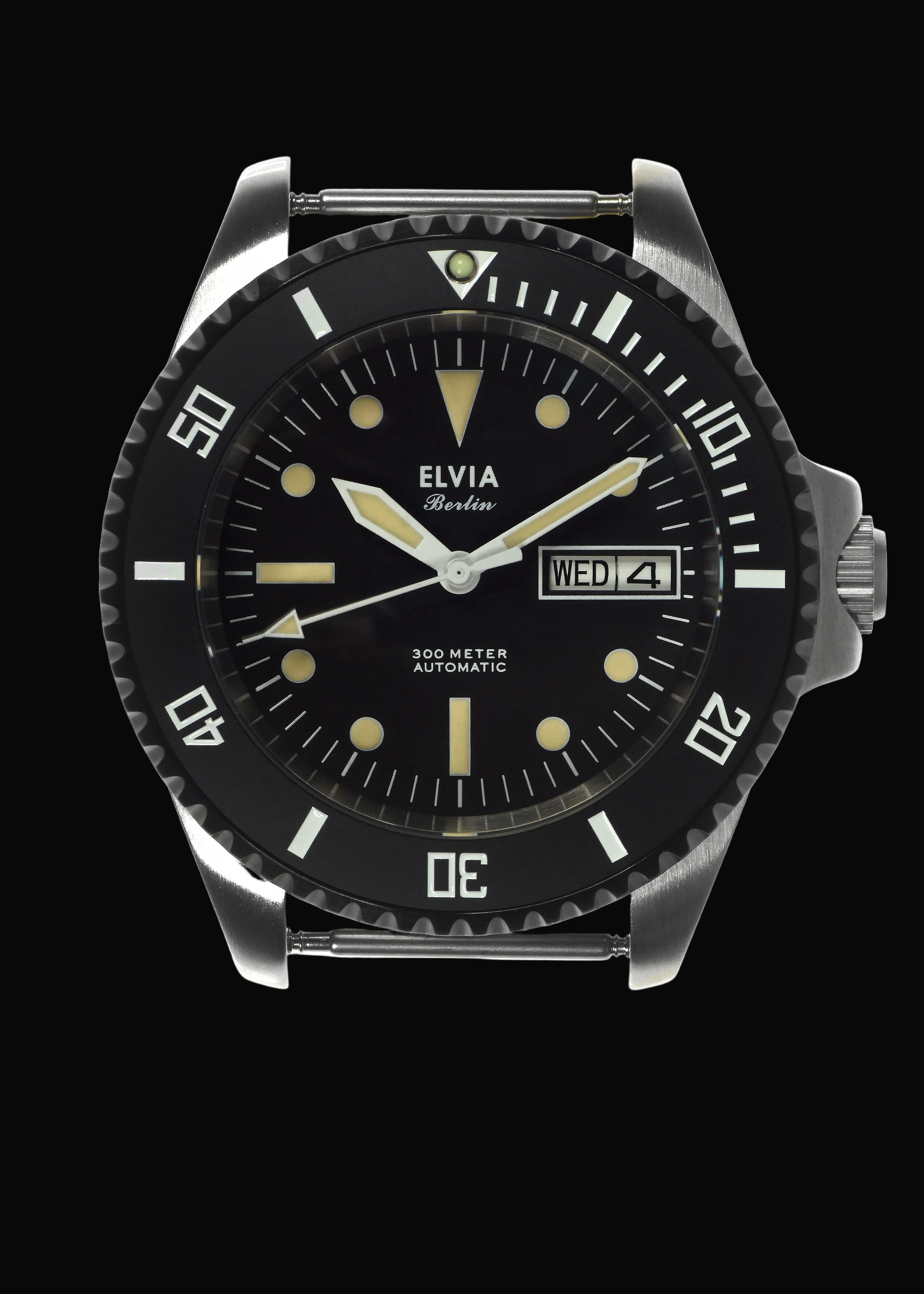 ELVIA Automatic Military Divers Watch with Sapphire Crystal and 24 Jewel Automatic Day Date Movement - Image 3