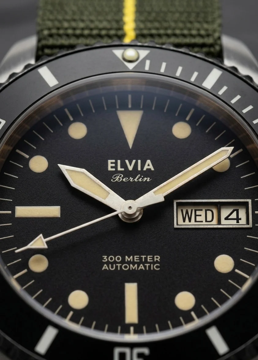ELVIA Automatic Military Divers Watch with Sapphire Crystal and 24 Jewel Automatic Day Date Movement - Image 6