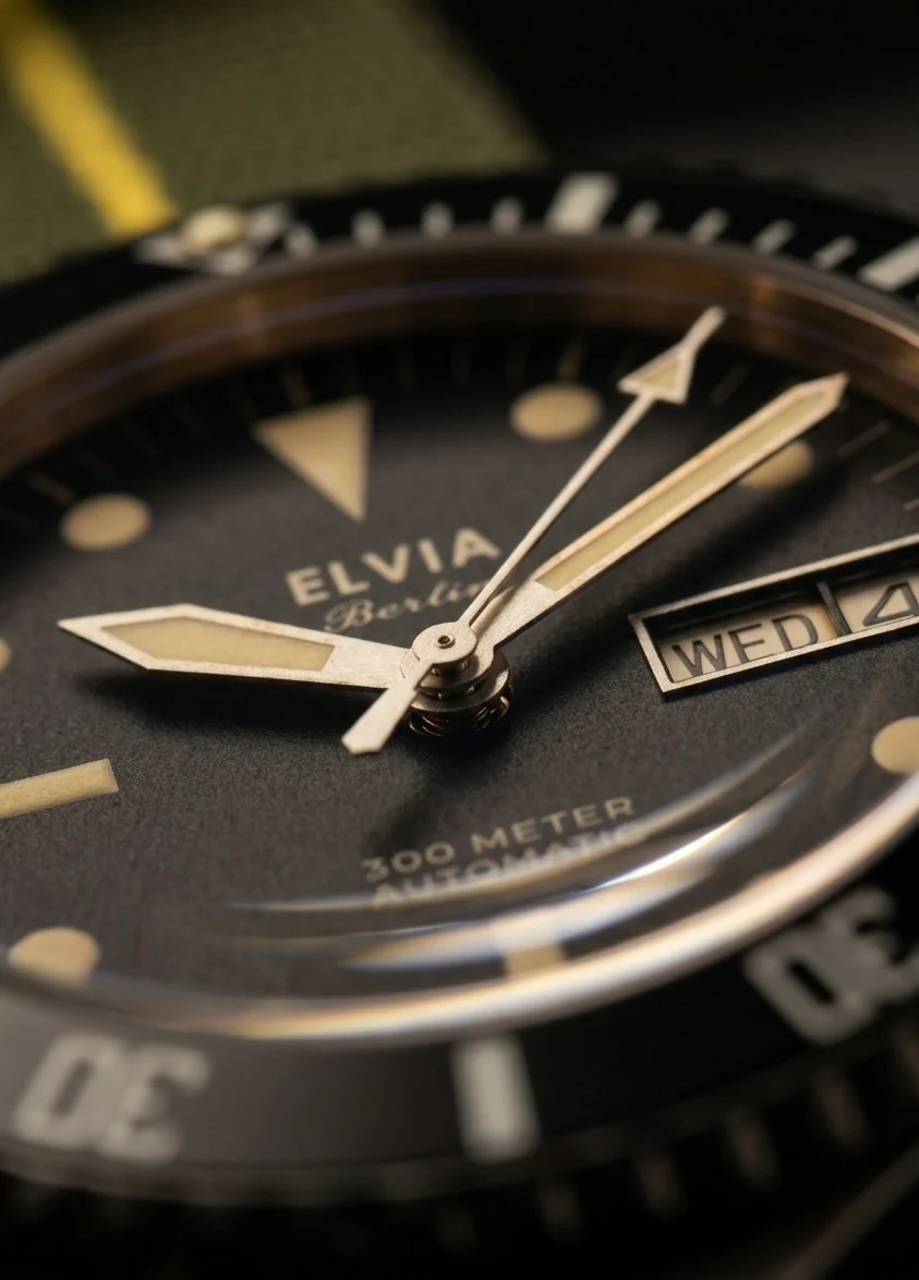 ELVIA Automatic Military Divers Watch with Sapphire Crystal and 24 Jewel Automatic Day Date Movement - Image 7
