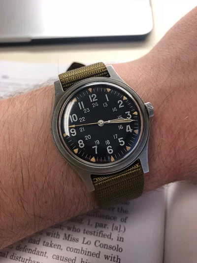 GG-W-113 U.S 1960s Pattern Handwound Military Watch with Plexiglass Crystal and Mechanical Movement - Image 10