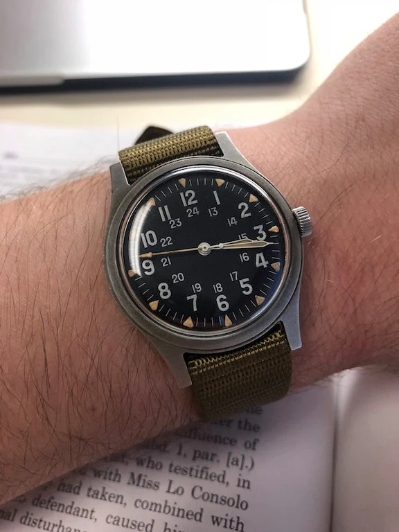 GG-W-113 U.S 1960s Pattern Automatic 100m/330ft Water Resistant Military Watch with Shatter and Scratch Resistant Sapphire Box Crystal - Image 9