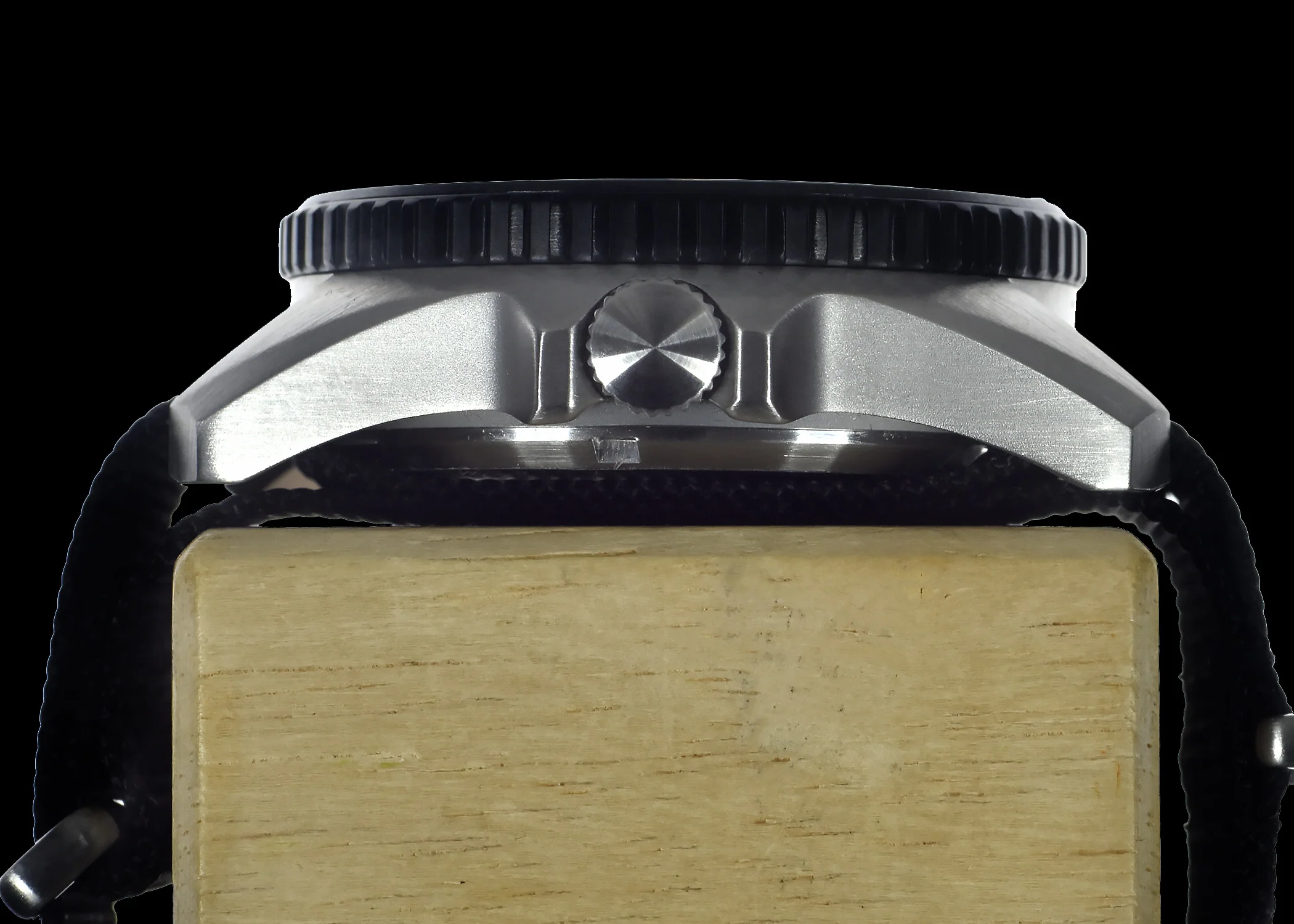 Military Divers Watch Stainless Steel (Automatic) 12/24 Hour Dial with Sapphire Crystal and Ceramic Bezel - Image 5