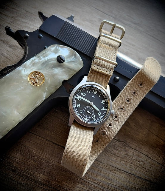 MWC 1940s/1950s "Dirty Dozen" Pattern General Service Watch with a 31 Jewel Swiss Sellita SW260 Automatic Movement and a Domed Vintage Box Sapphire Crystal - Image 9