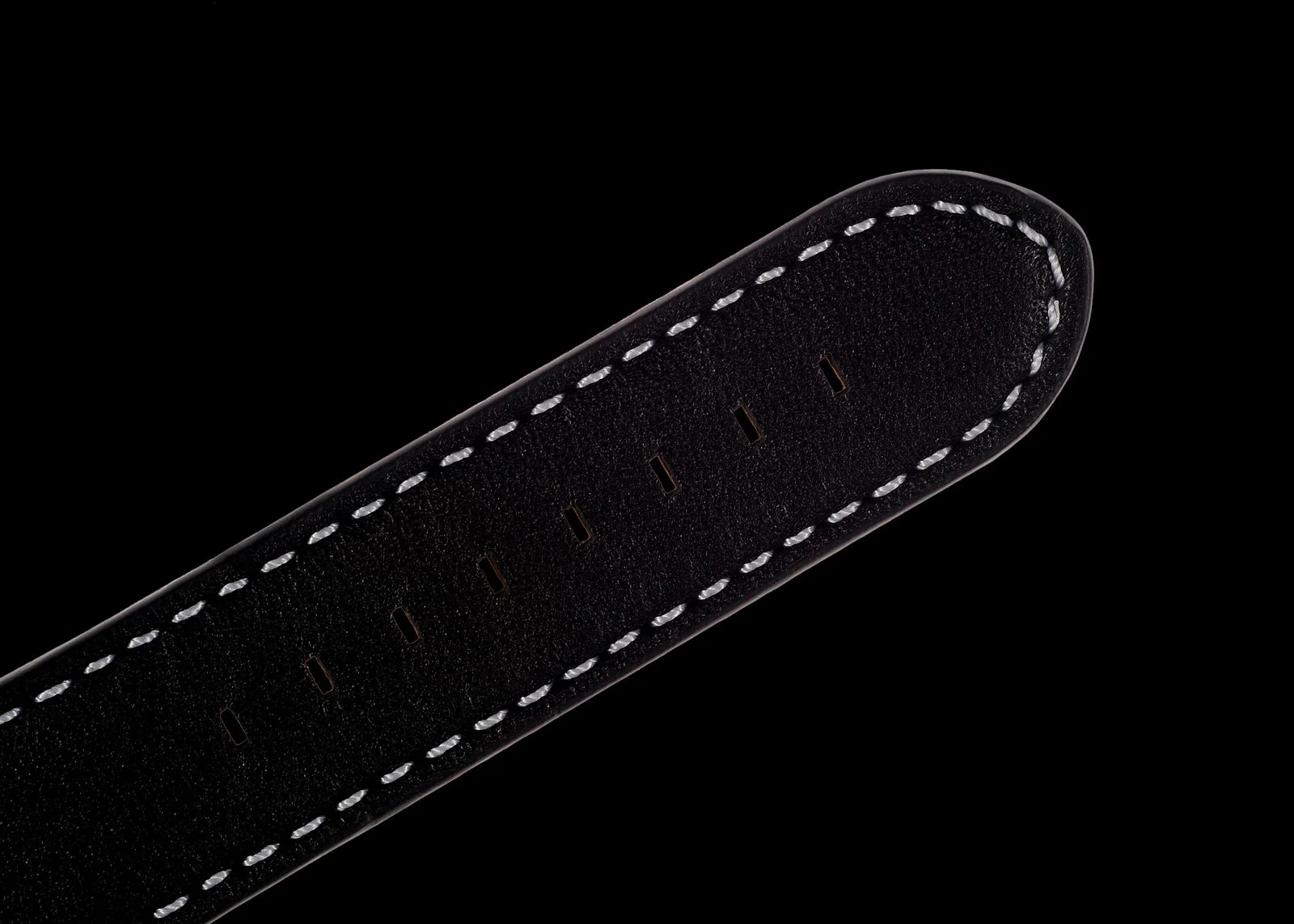 MWC 1940s Pattern Classic 46mm Limited Edition XL Military Pilots Watch with Scratch and Shatter Resistant Sapphire Crystal - Image 6