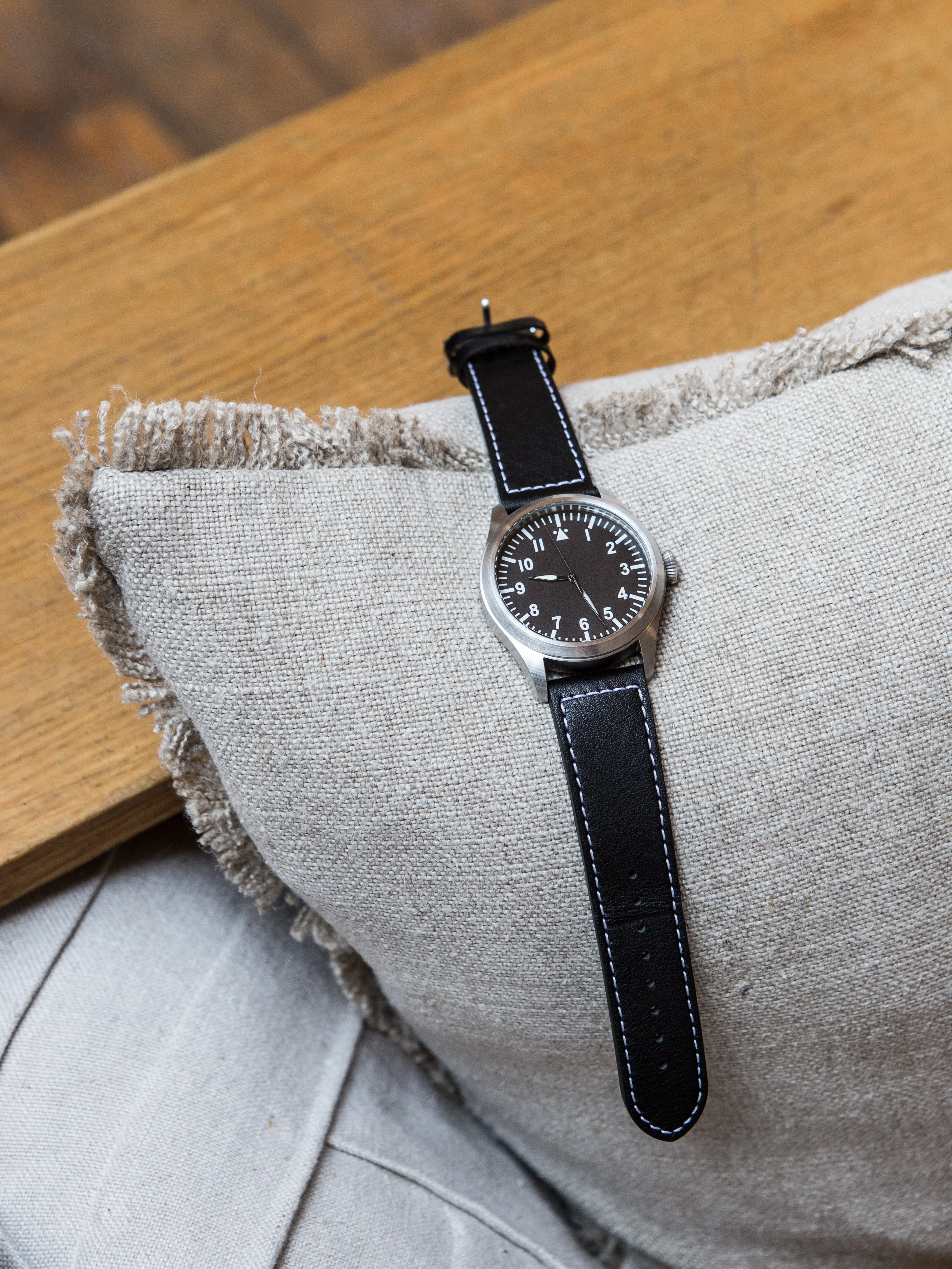 MWC 1940s Pattern Classic 46mm Limited Edition XL Military Pilots Watch with Sapphire Crystal - With Plain Caseback Suitable for Engraving - Image 11