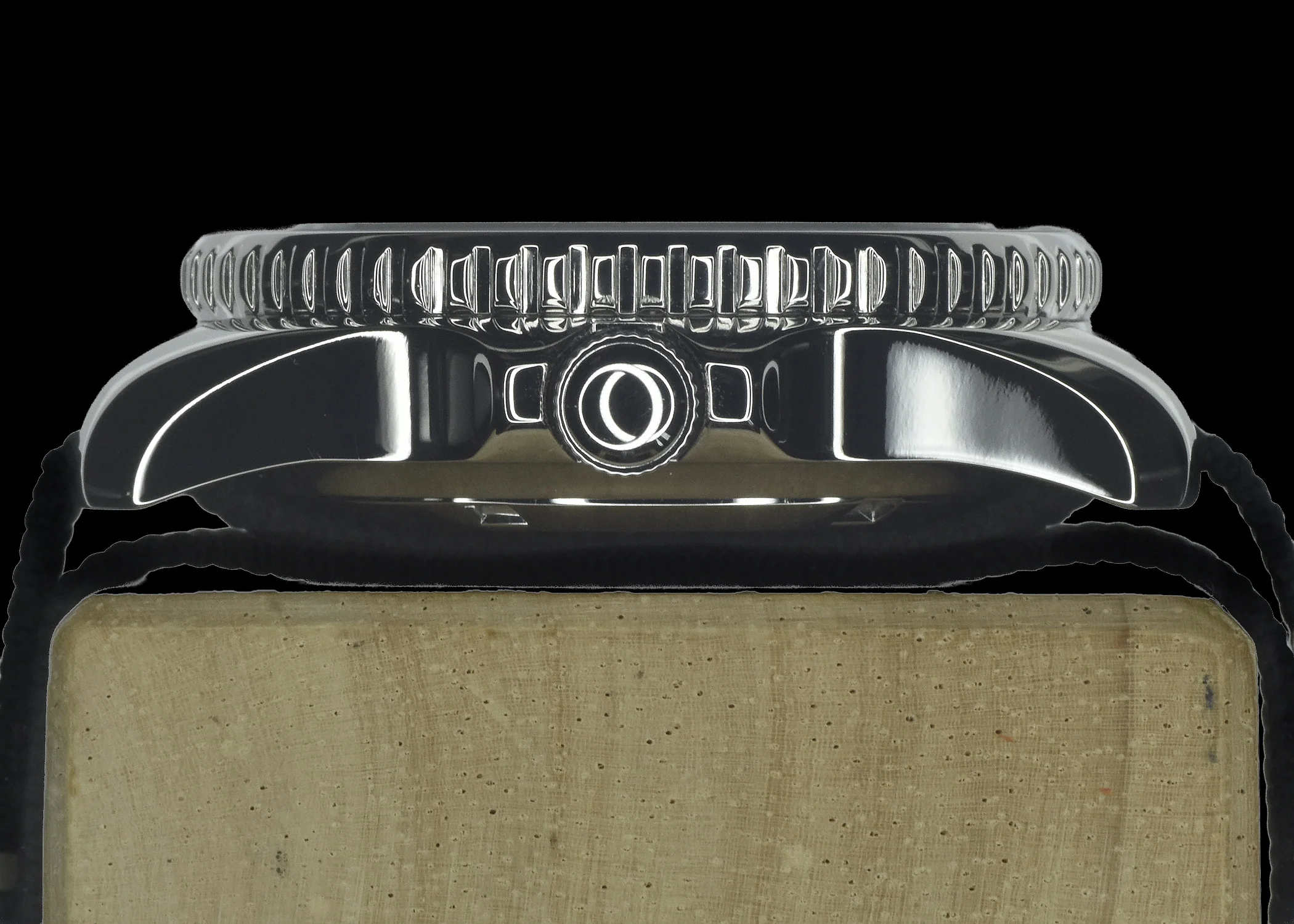 MWC 1985 Pattern Military Divers Watch with Chromed Case and Sapphire Crystal - Limited Edition of 250 Pieces - Image 3
