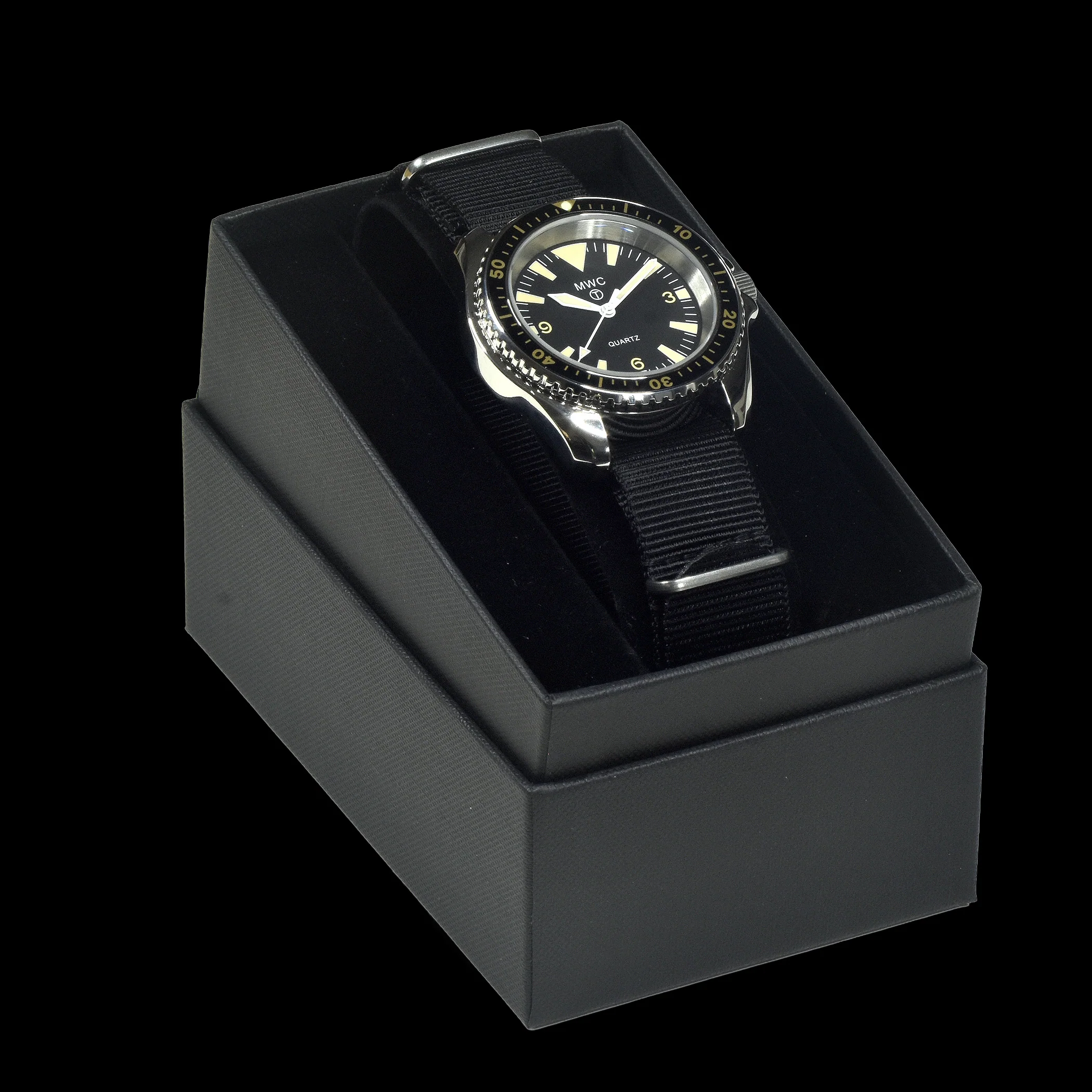 MWC 1985 Pattern Military Divers Watch with Chromed Case and Sapphire Crystal - Limited Edition of 250 Pieces - Image 5