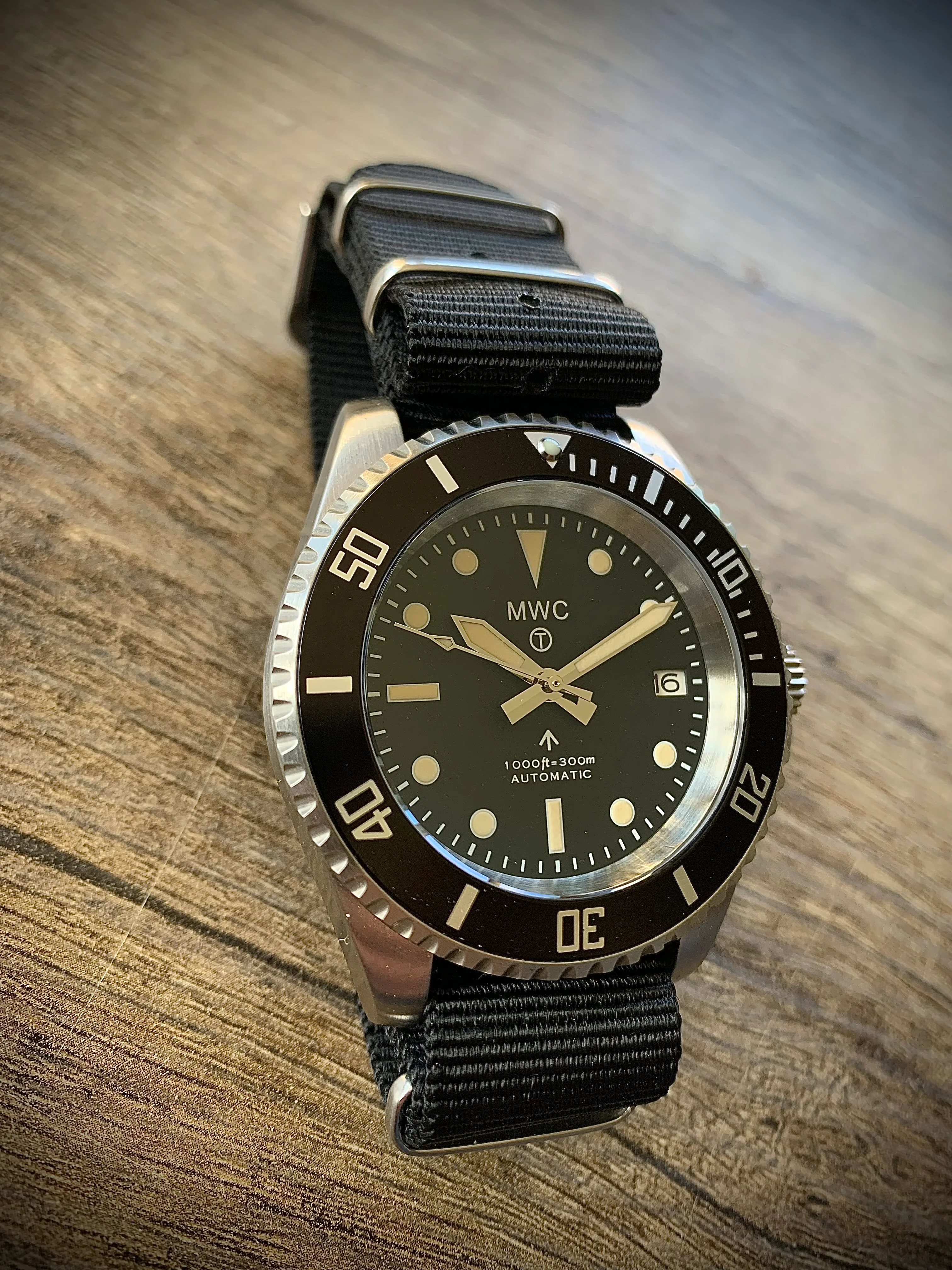 MWC 24 Jewel 1982 Pattern 300m Automatic Military Divers Watch with Sapphire Crystal on a NATO Webbing Strap (Date Version) - Image 8