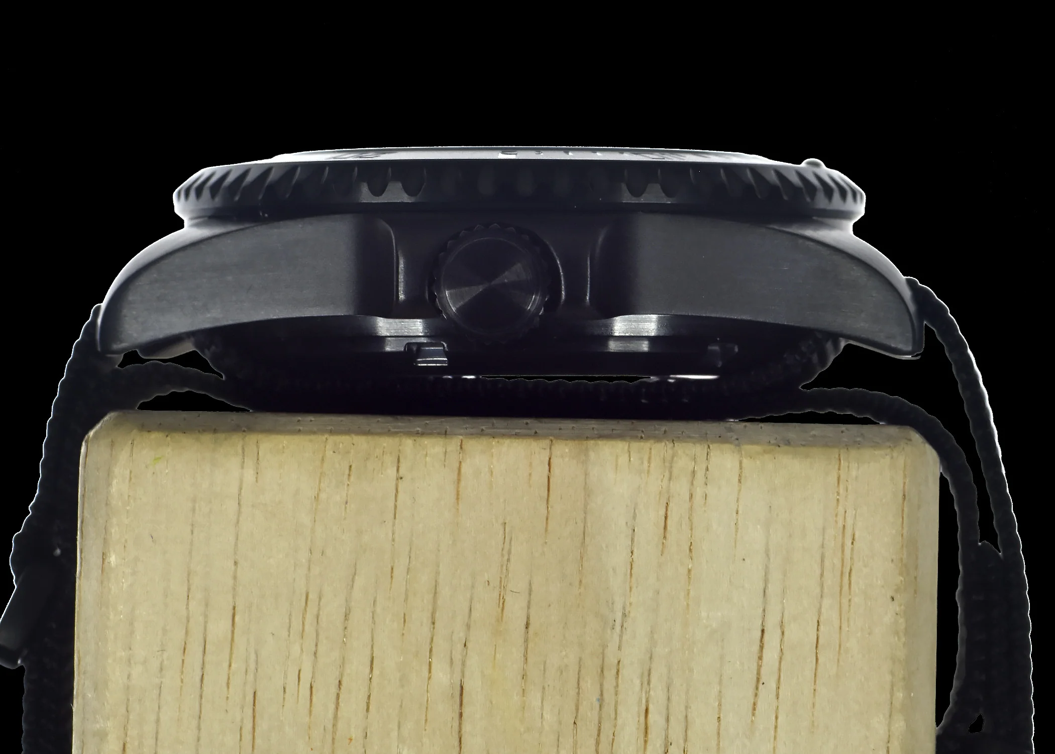 MWC 24 Jewel 300m Automatic Military Divers Watch with Sapphire Crystal and Ceramic Bezel in Black PVD Steel - Image 5