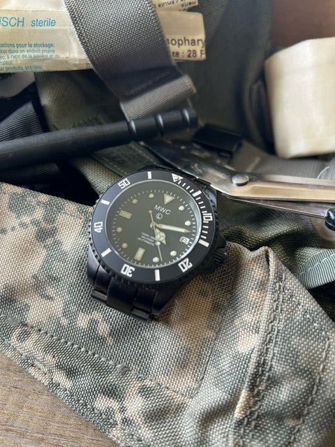 MWC 24 Jewel 300m Automatic Divers Watch with PVD Bracelet, Ceramic Bezel and Sapphire Crystal - Image 12