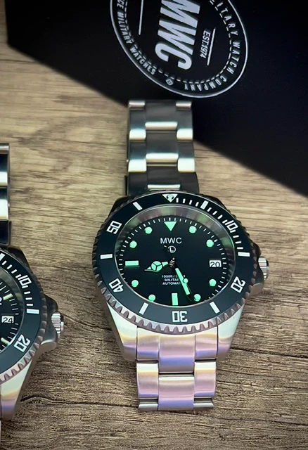 MWC 24 Jewel 300m Automatic Military Divers Watch with Sapphire Crystal and Ceramic Bezel on a Matching Stainless Steel Bracelet - Image 10