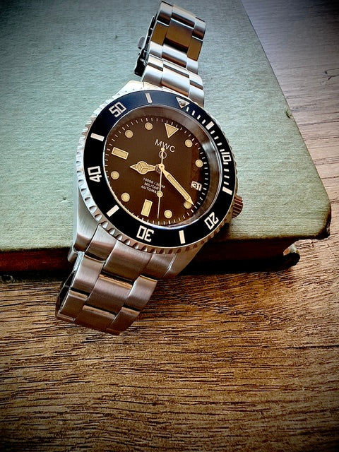 MWC 24 Jewel 300m Automatic Military Divers Watch with Sapphire Crystal and Ceramic Bezel on a Matching Stainless Steel Bracelet - Image 20