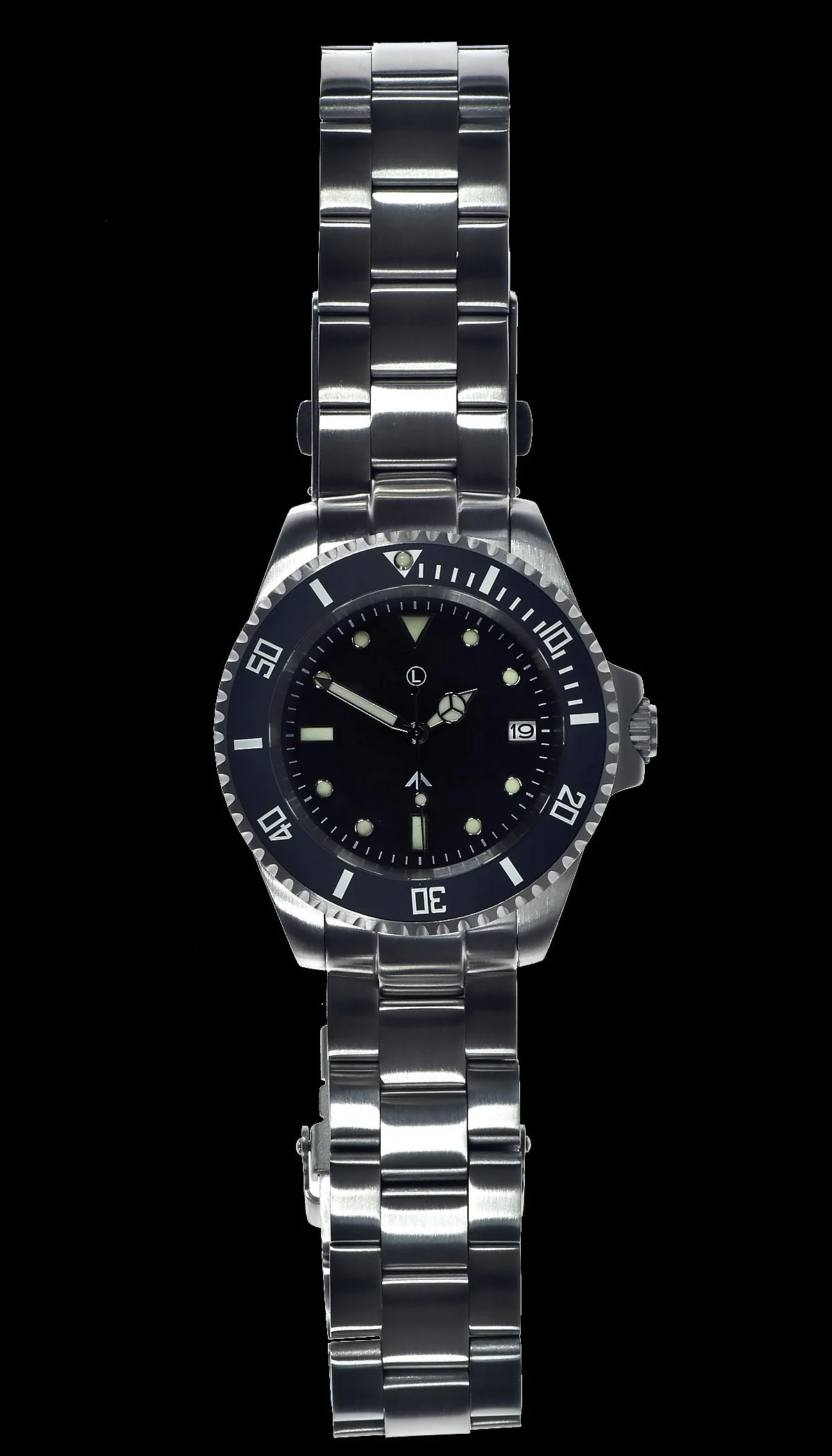 MWC 21 Jewel 300m Water Resistant Automatic Military Divers watch on Steel Bracelet with Sapphire Crystal and Ceramic Bezel - Image 2