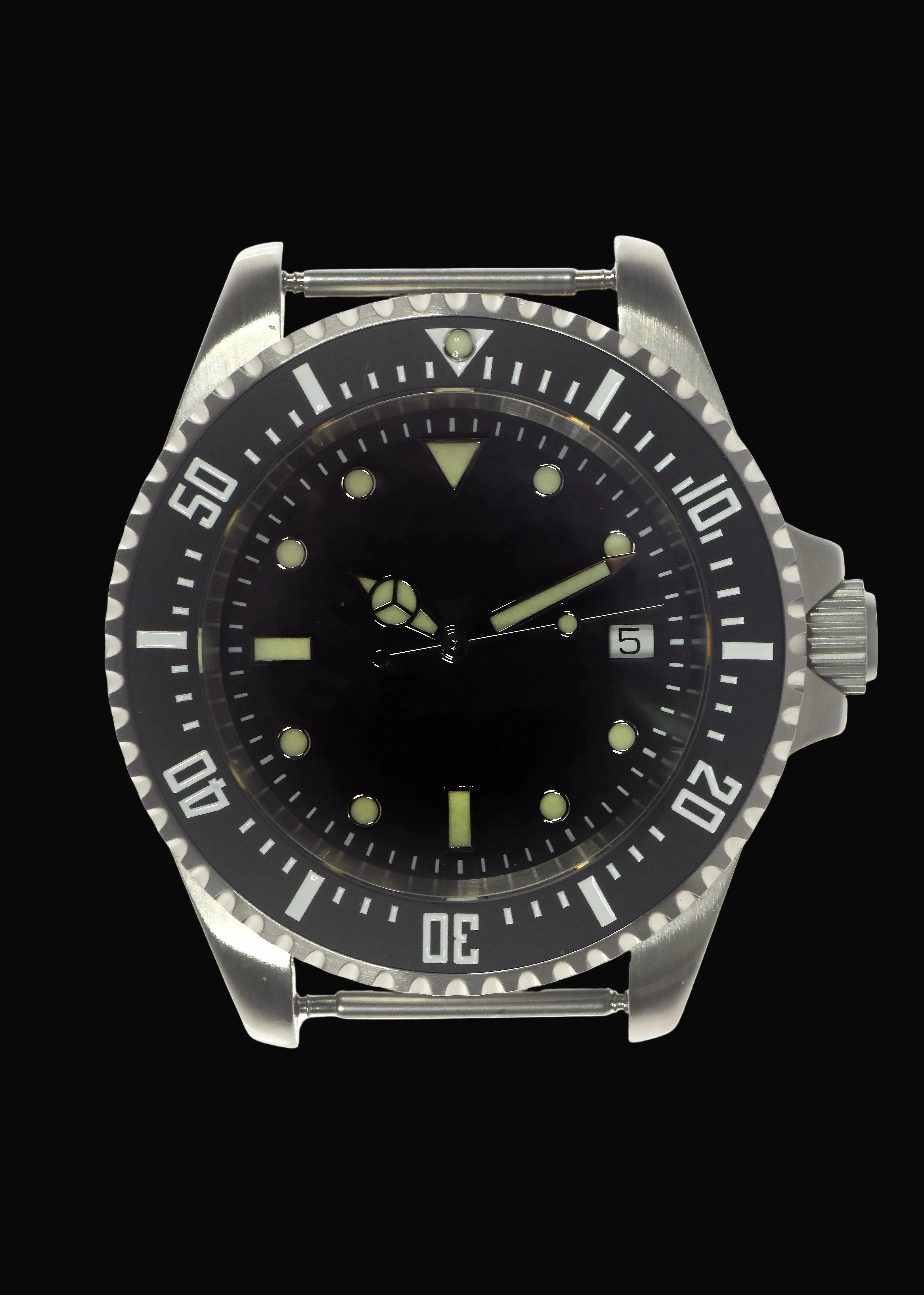 MWC Professional Military Diver 300m – Swiss Sellita SW200 Automatic with Sapphire Crystal, Ceramic Bezel & NATO Strap (Sterile Dial) - Image 3