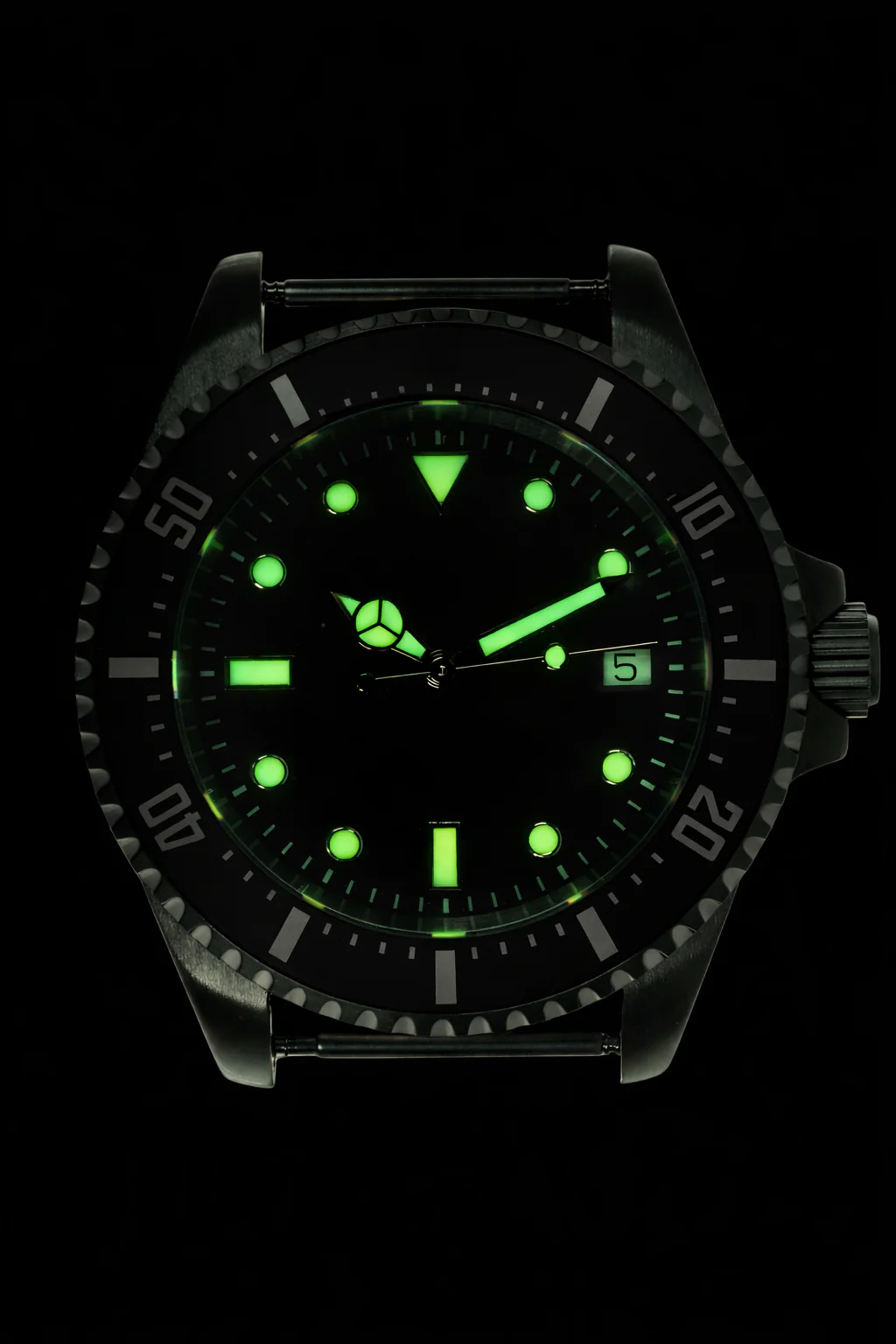 MWC Professional Military Diver 300m – Swiss Sellita SW200 Automatic with Sapphire Crystal, Ceramic Bezel & NATO Strap (Sterile Dial) - Image 5