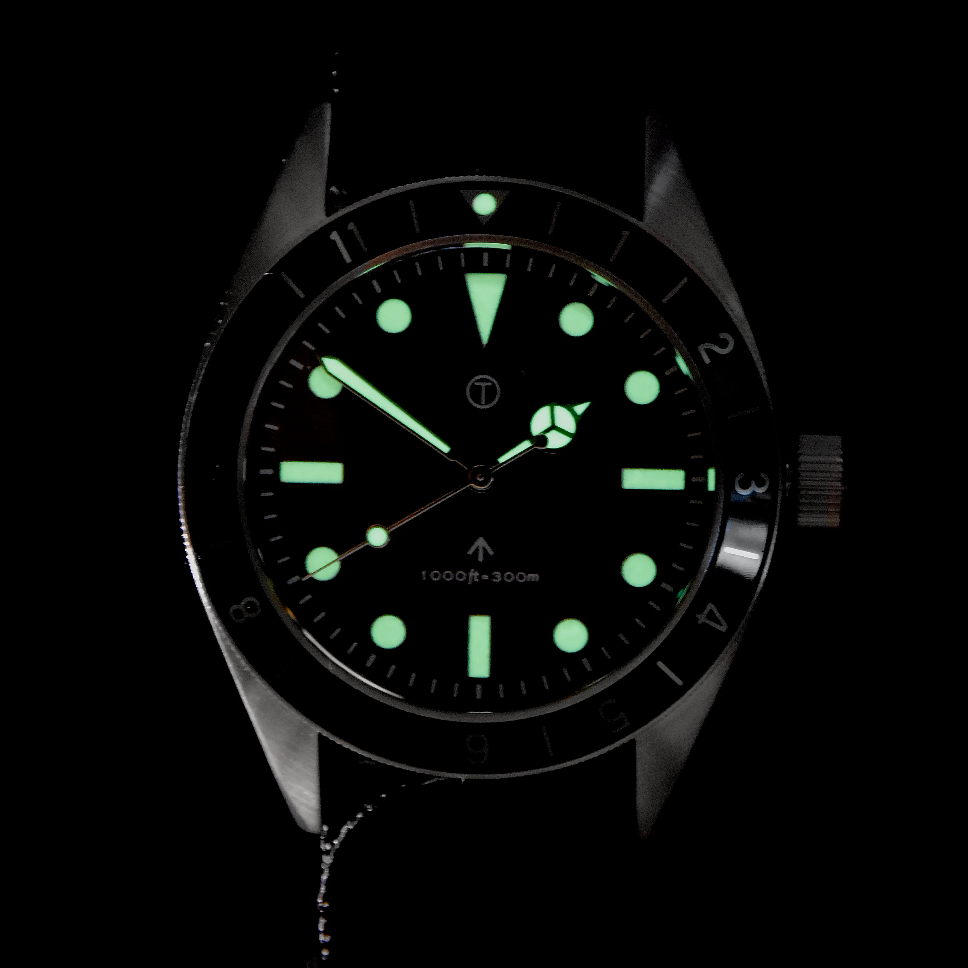 MWC Classic 1960s Pattern Dual Time Zone Automatic Divers Watch with Luminova and Sapphire Crystal - Image 3