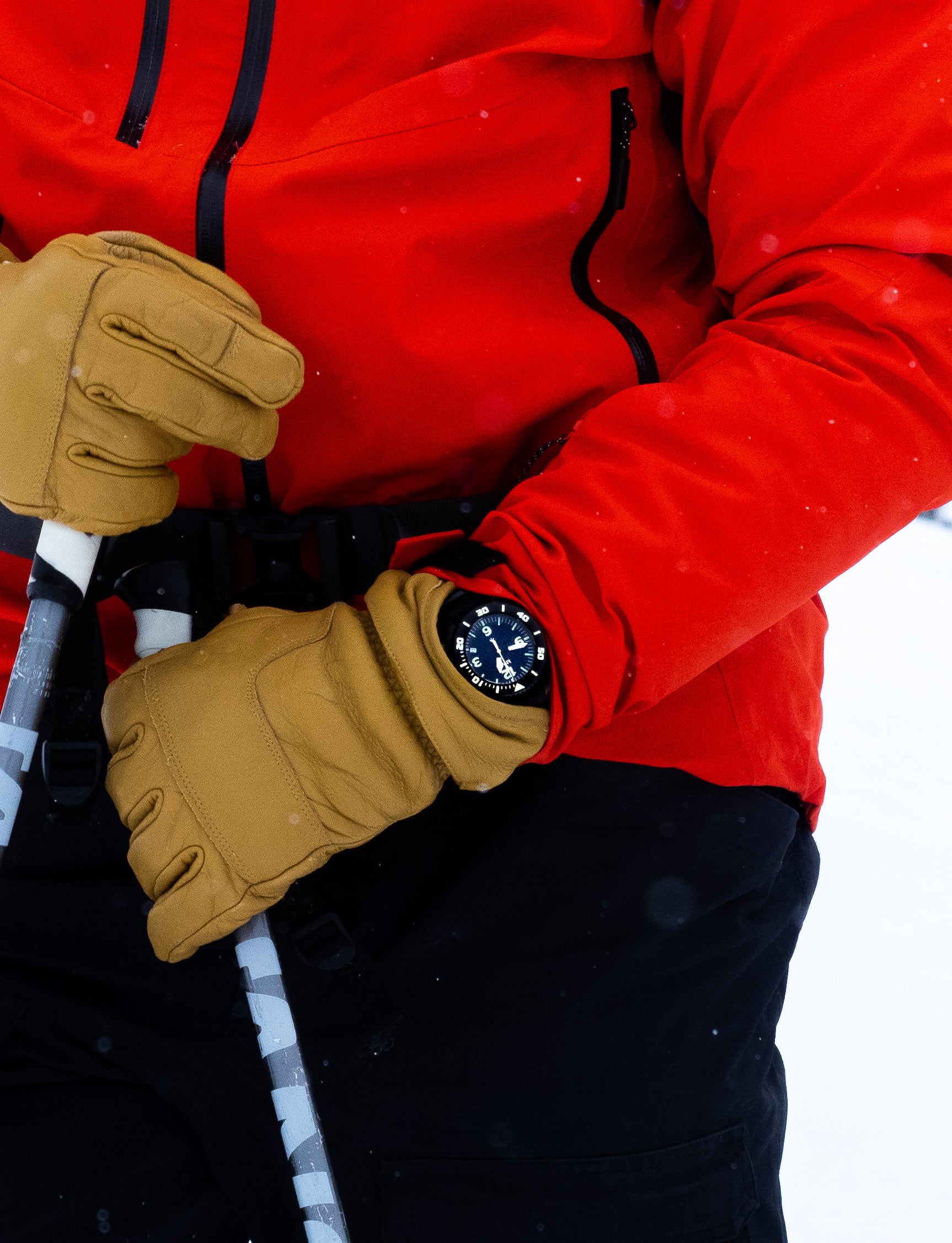 MWC "Depthmaster" 100atm / 3,280ft / 1000m Water Resistant Military Divers Watch in PVD Stainless Steel Case with Helium Valve (Quartz) - Image 14