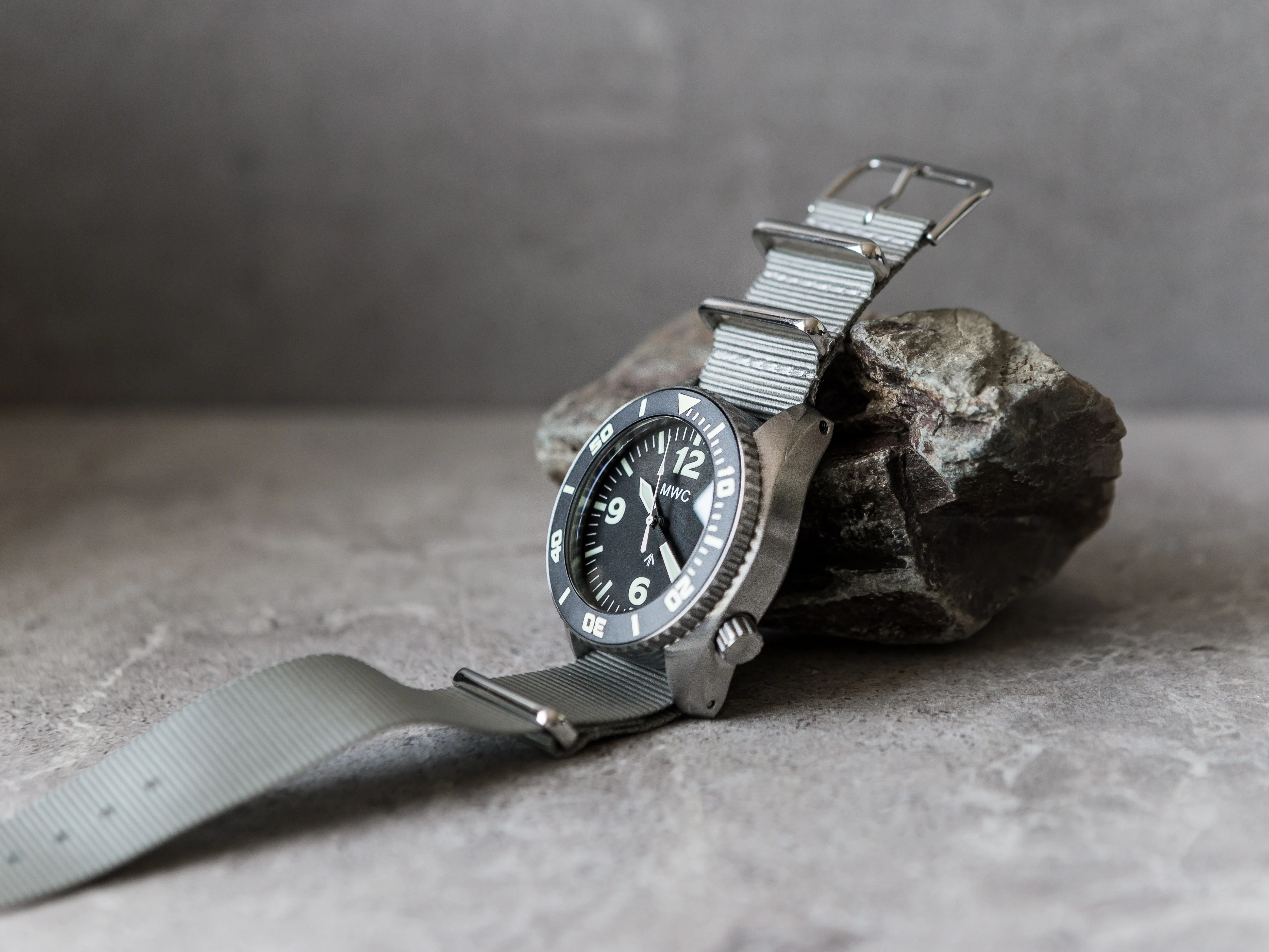 MWC "Depthmaster" 100atm / 3,280ft / 1000m Water Resistant Military Divers Watch in Stainless Steel Case with Helium Valve (Quartz) - Image 12