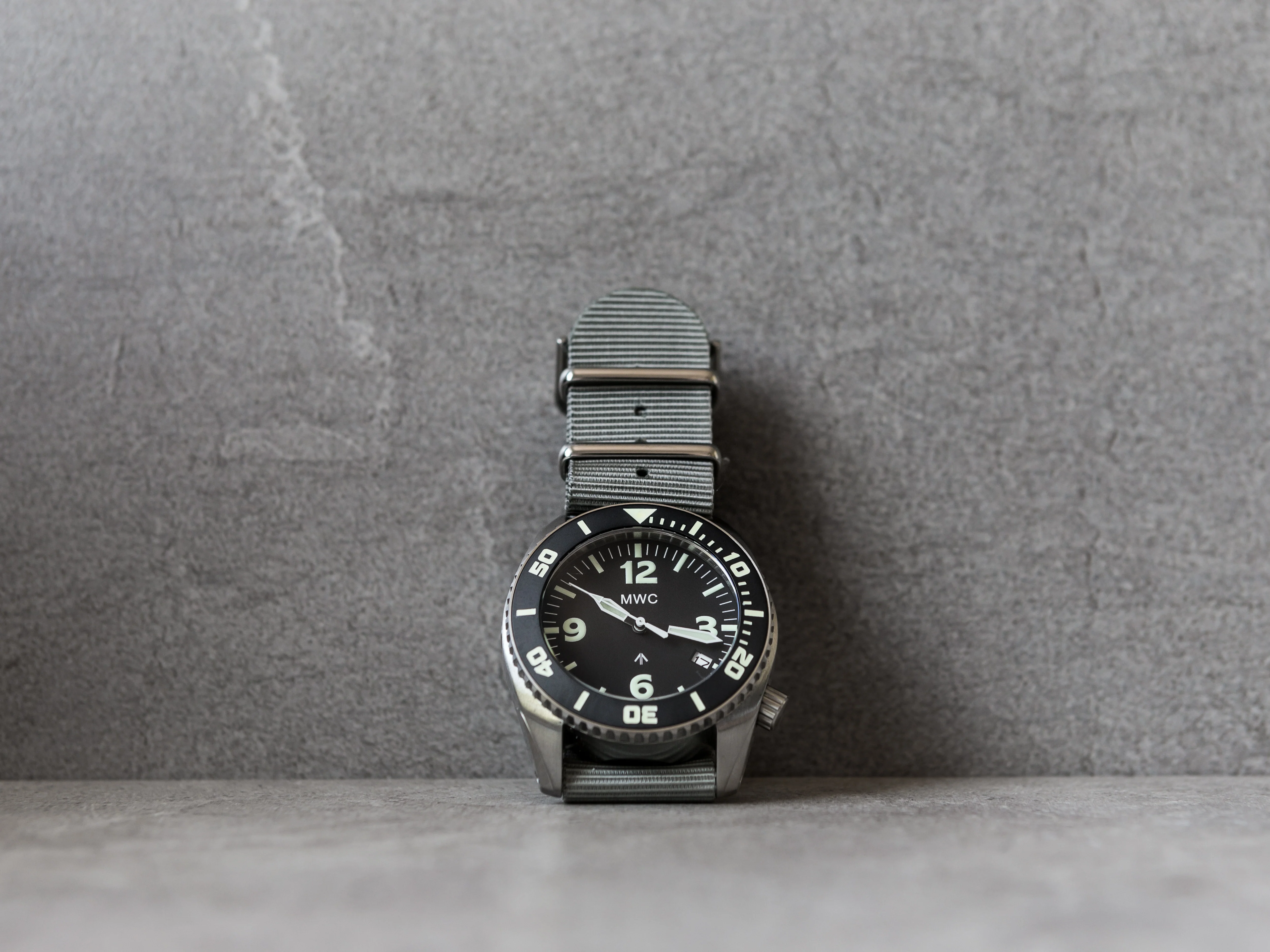 MWC "Depthmaster" 100atm / 3,280ft / 1000m Water Resistant Military Divers Watch in Stainless Steel Case with Helium Valve (Quartz) - Image 13