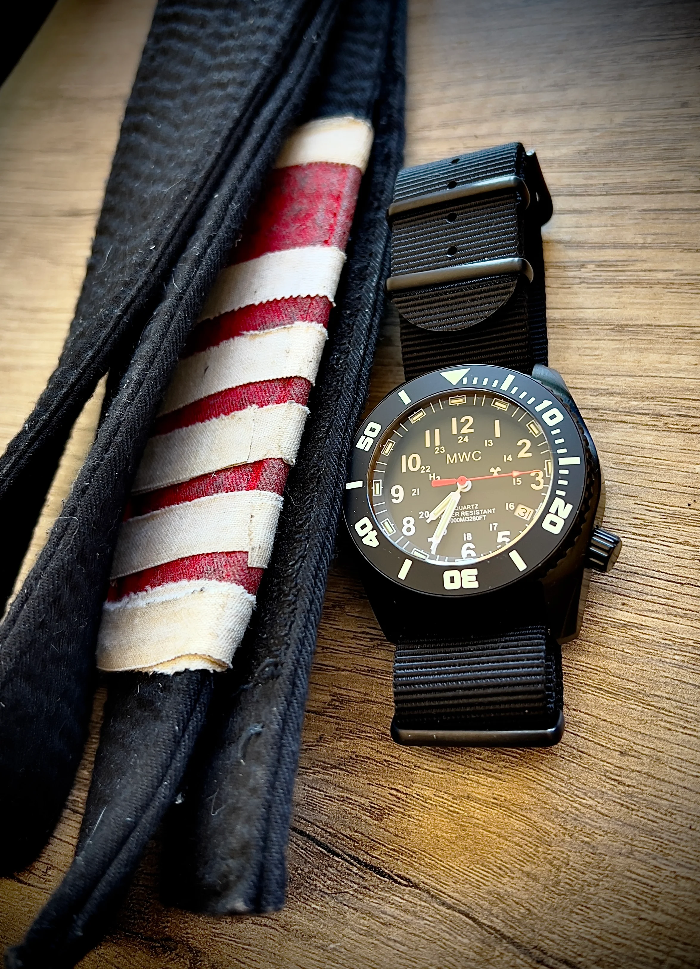 MWC "Depthmaster" 100atm / 3,280ft / 1000m Water Resistant Military Divers Watch in PVD Stainless Steel Case with GTLS and Helium Valve (10 Year Battery Life) - Image 9