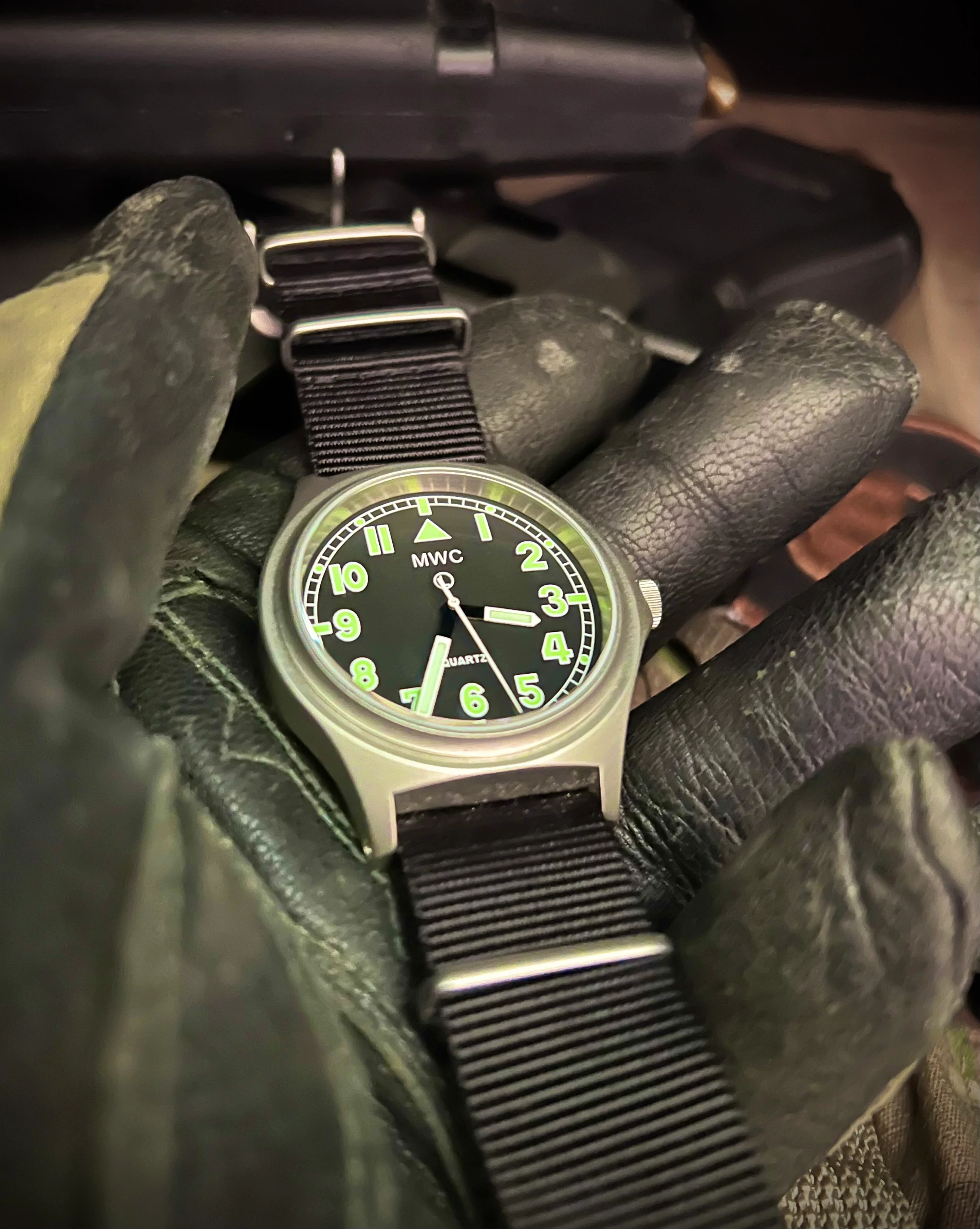 MWC G10 100m / 330ft Water resistant Stainless Steel Military Watch with Sapphire Crystal - NATO Stock Number: NSN 6645-99-472-3228 - Image 11
