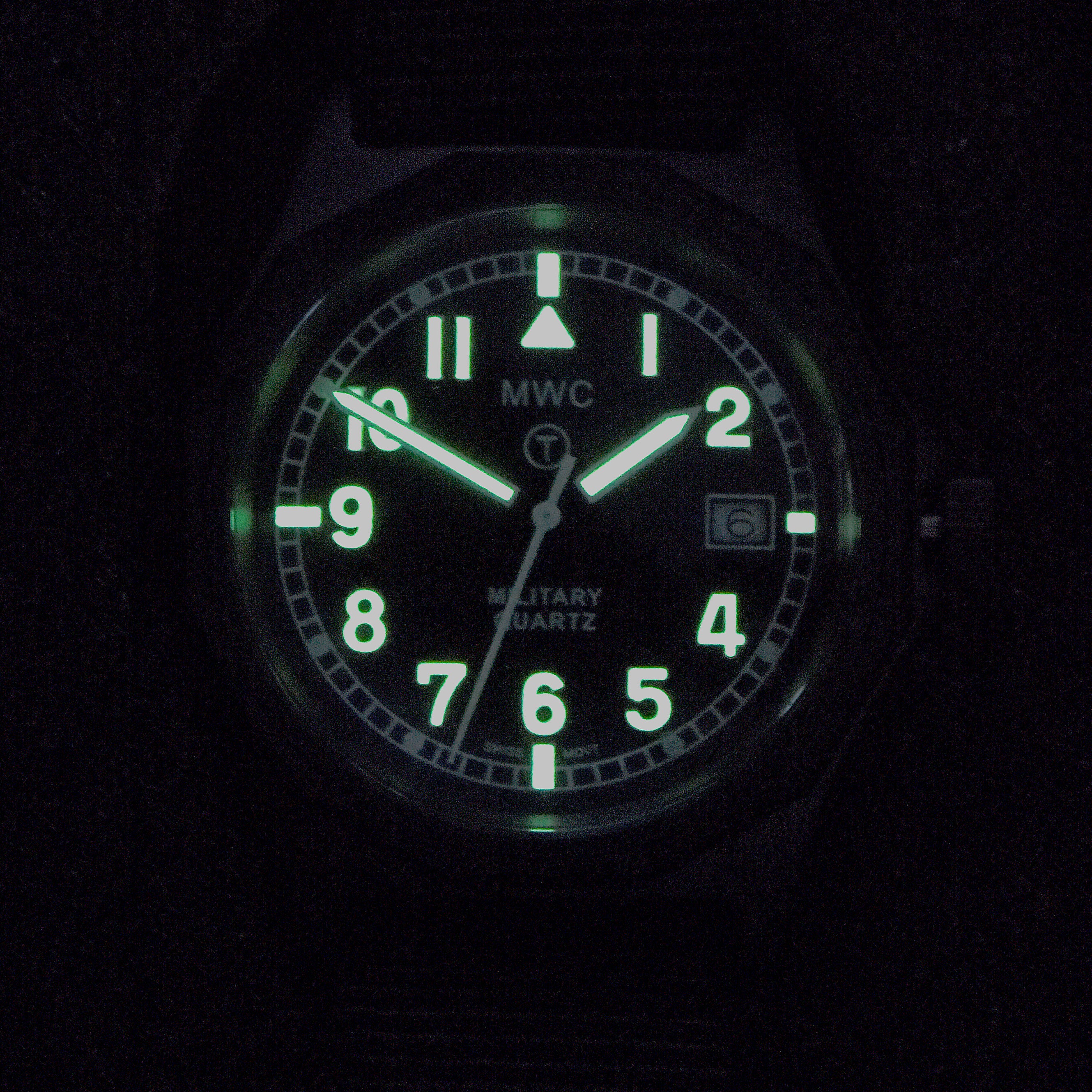 MWC G10 - Remake of 1982 to 1999 Series Watch in Stainless Steel with Plexiglass Acrylic Crystal and Battery Hatch - Image 4