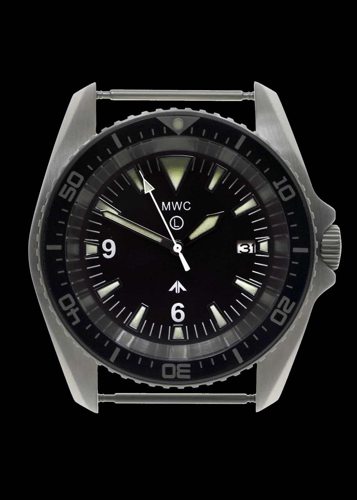 MWC Heavy Duty 300m Military Divers Watch in Stainless Steel Case (Quartz) with Sapphire Crystal and Ceramic Bezel - Image 3