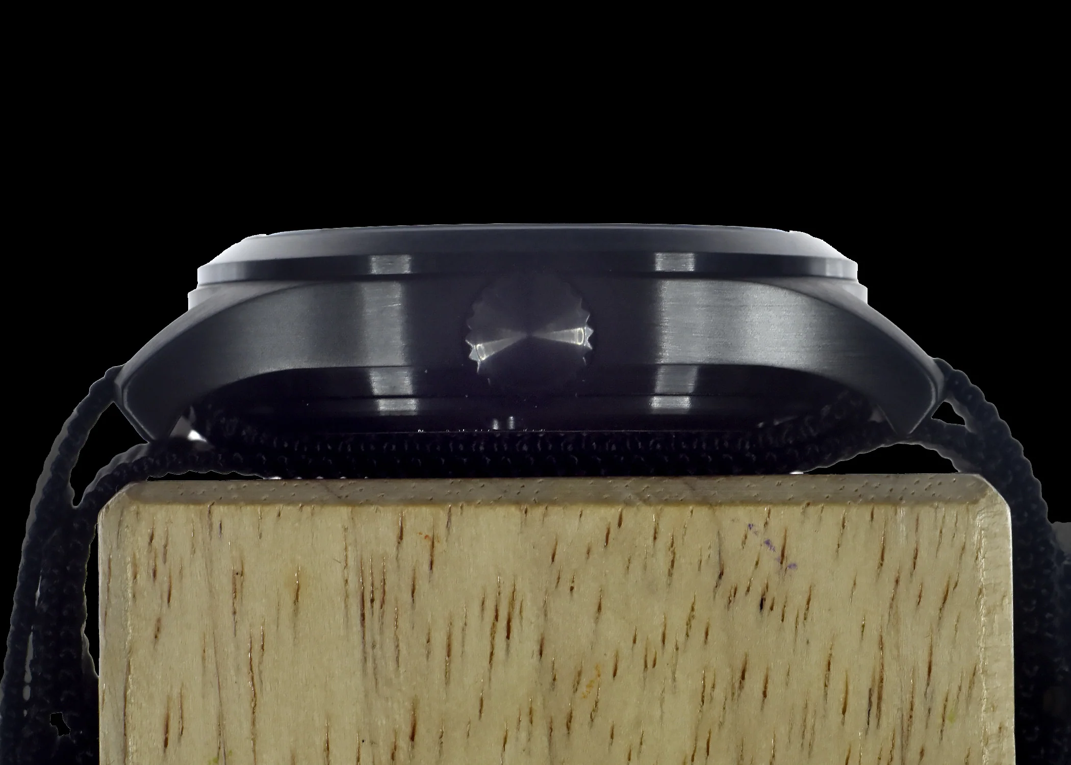 MWC MKIII Expedition Watch (100m Water Resistant) 1950s Pattern Automatic Ltd Edition Military Watch in black PVD - Image 5