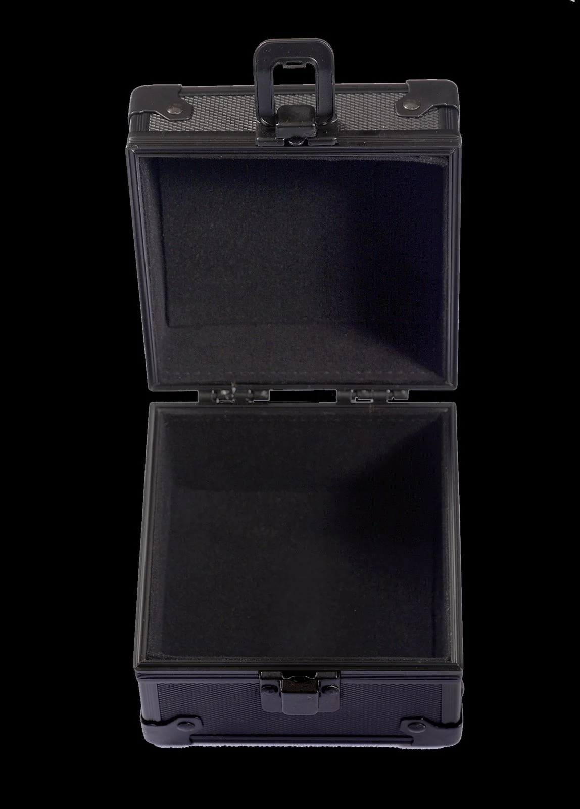 MWC Protective Travel Watch Box with Logo - Image 6